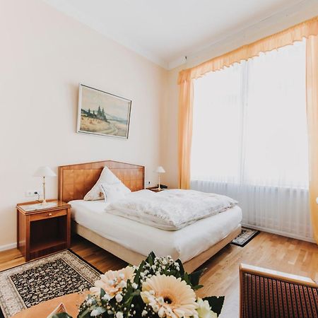 Hotel Spoettel Bad Nauheim Esterno foto