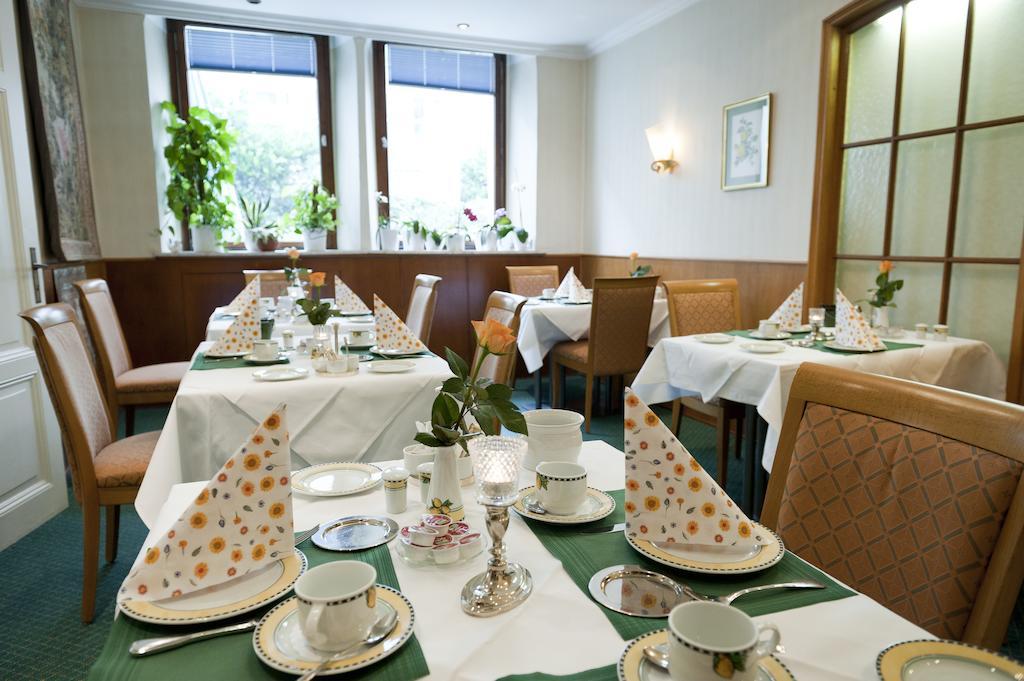 Hotel Spoettel Bad Nauheim Esterno foto