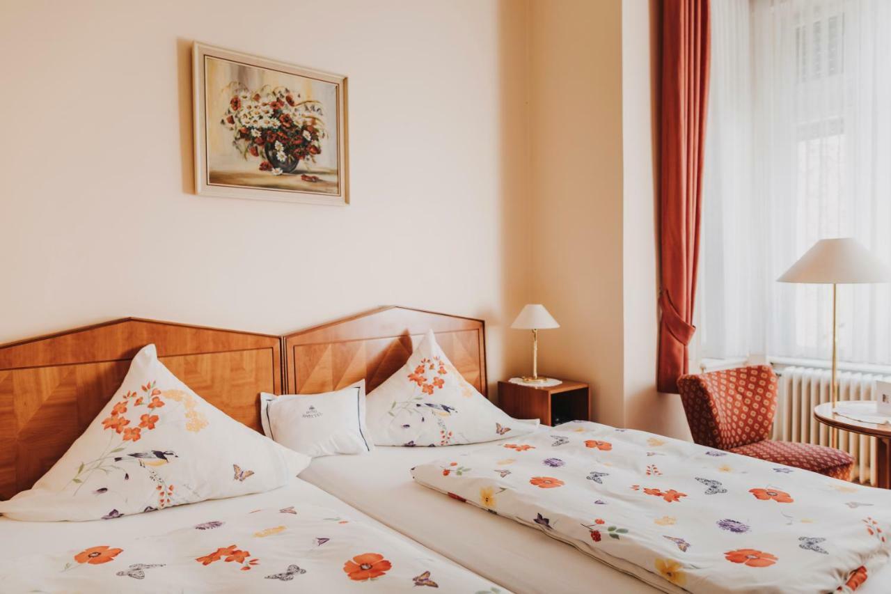 Hotel Spoettel Bad Nauheim Esterno foto